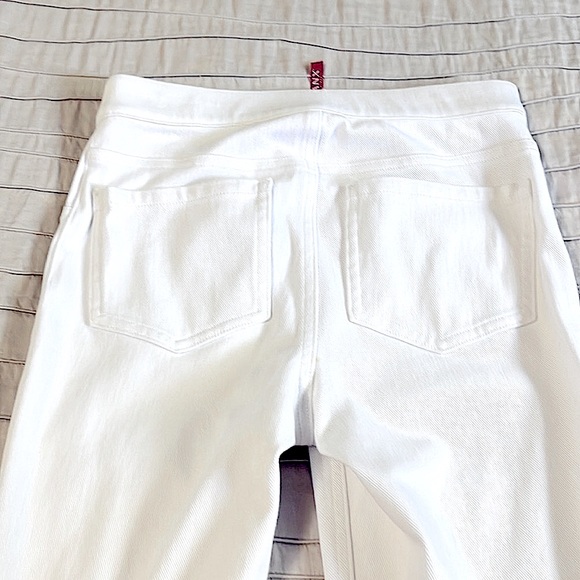 💪🏼New SPANX JEANISH LEGGINGS size Xsp.  2 back functional pockets new - Picture 10 of 13